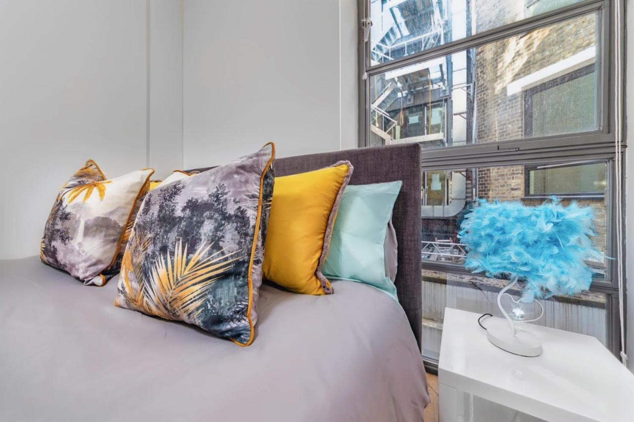 Interior-Designer Apartment With 2 Terraces London Exterior photo